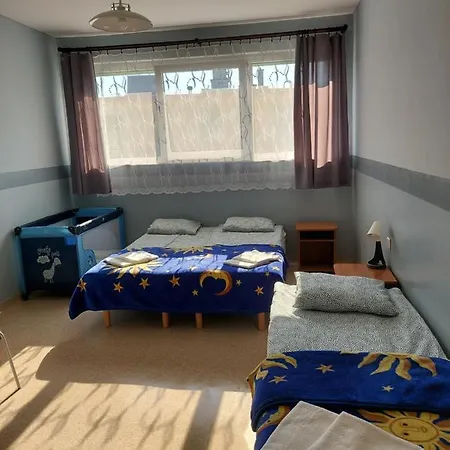 Hostel Osrodek Wczasowo - Kolonijny Sloneczko Leba Exterior foto