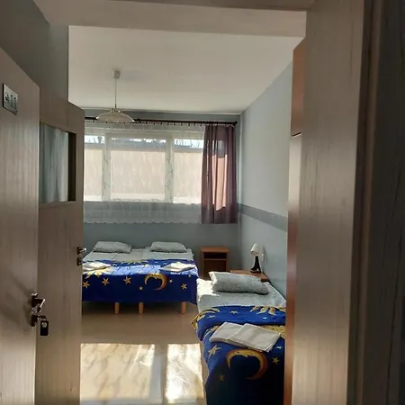 Hostel Osrodek Wczasowo - Kolonijny Sloneczko Leba Exterior foto