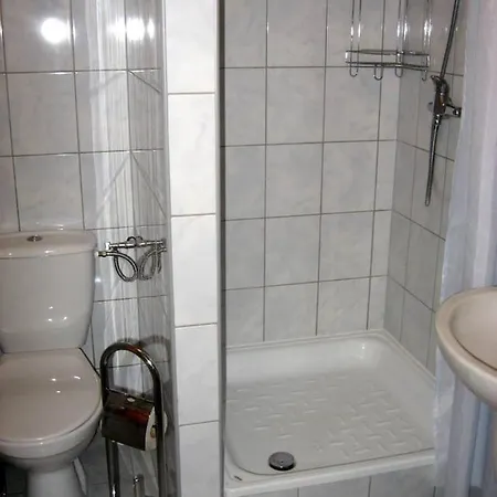 Hostel Osrodek Wczasowo - Kolonijny Sloneczko Leba Exterior foto